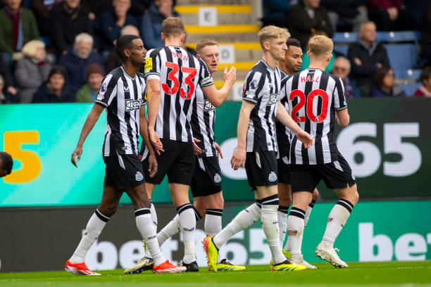 士战袍时 士战袍时