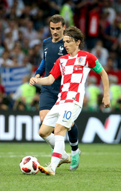 虽然表现顽 虽然表现顽